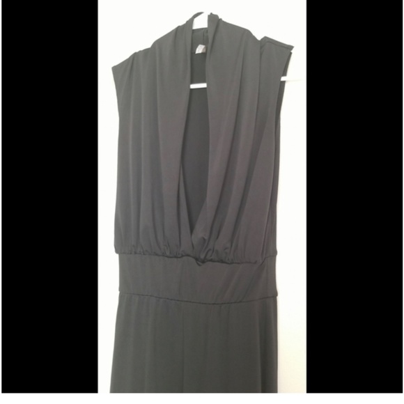 DEEP V NECK PLUNGE FITTED CATSUIT - Picture 15 of 15